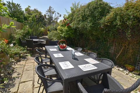4 bedroom terraced house for sale, Nelson Road, Whitstable