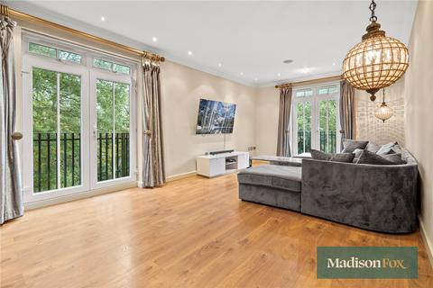 3 bedroom apartment for sale, Regents Drive, Woodford Green IG8