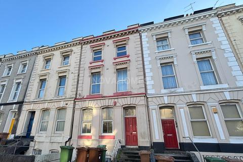 Gascoyne Place, Plymouth PL4