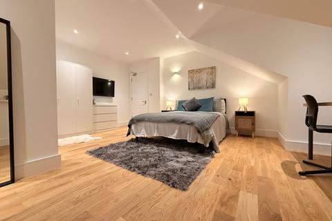 undefined, Hubbard Close, Hornchurch, RM11