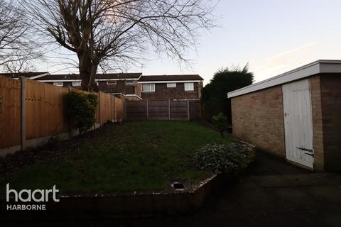 3 bedroom terraced house to rent, LEAHURST CRESCENT