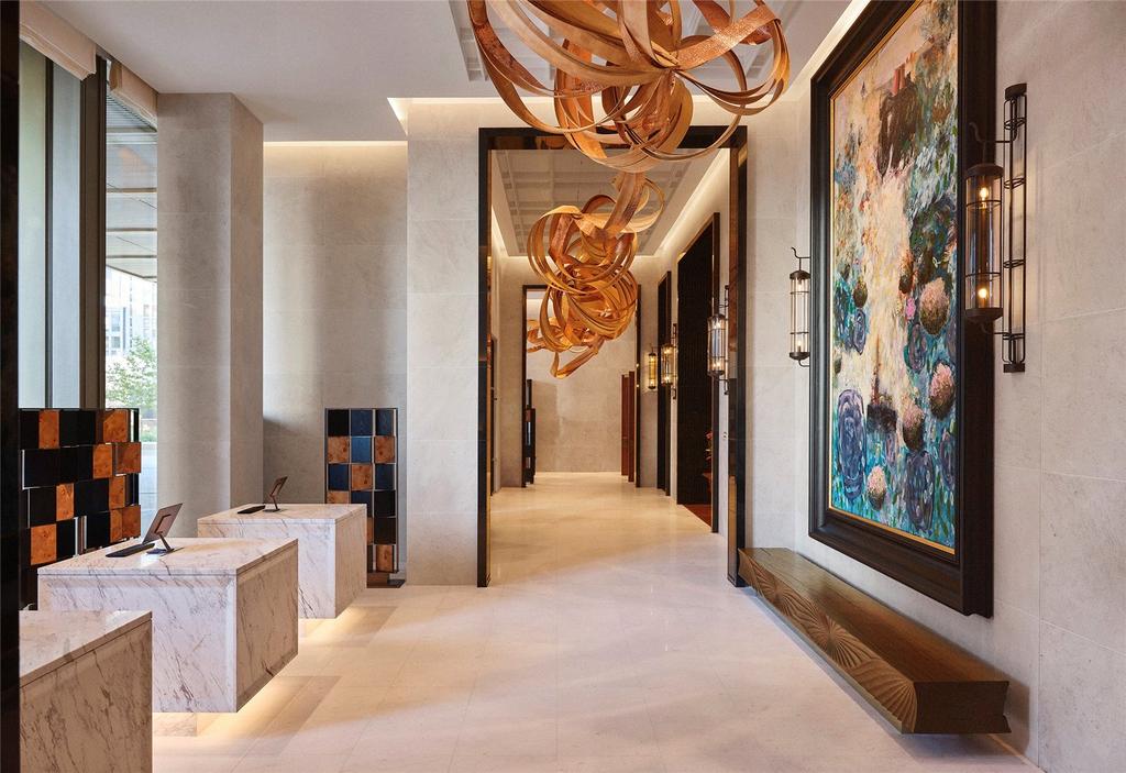 2403 Park Hyatt