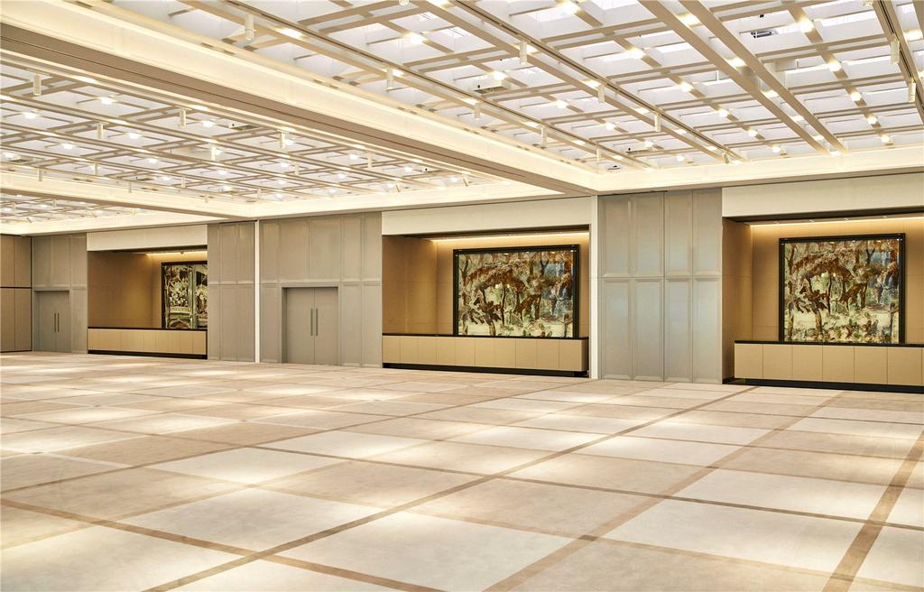 2403 Park Hyatt