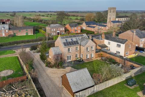 5 bedroom detached house for sale, Main Road, Parson Drove, PE13