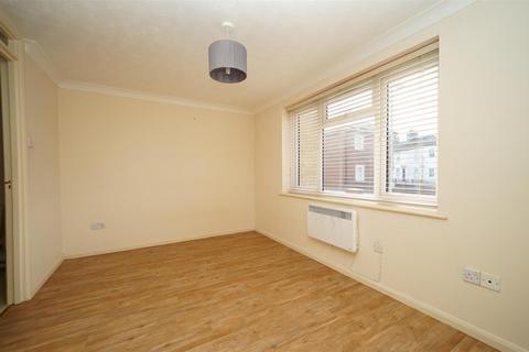 1 bedroom flat to rent, Old Road, Linslade