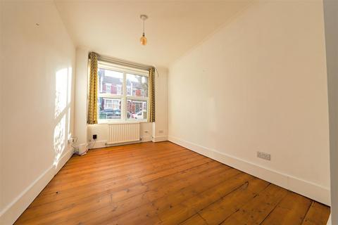 2 bedroom apartment to rent, Hartington Terrace, Brighton