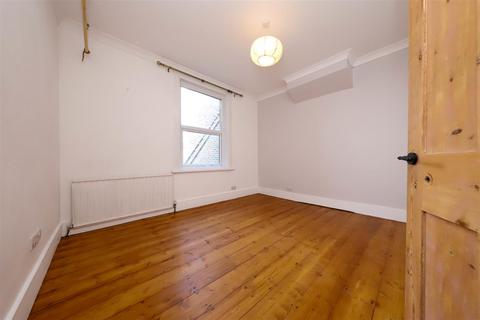 2 bedroom apartment to rent, Hartington Terrace, Brighton