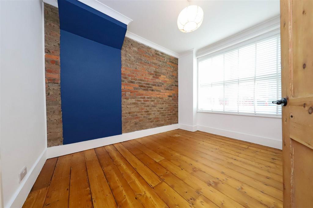 Nicholas james hartington terrace bed 2.jpg