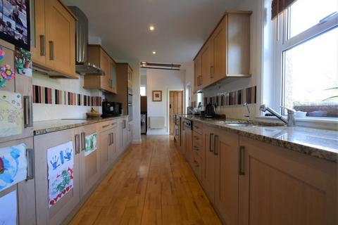 5 bedroom detached house for sale, Crabbe Street, Ipswich