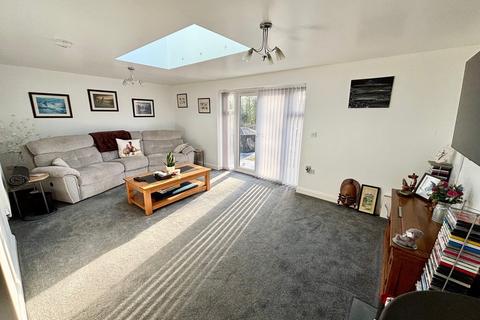 3 bedroom end of terrace house for sale, Saxmundham