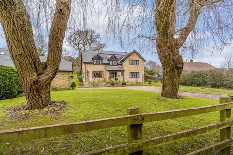 5 bedroom detached house for sale, Washdyke Lane, Grantham NG32