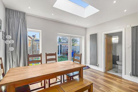 30 North Road, Gloucester, GL1 3JX