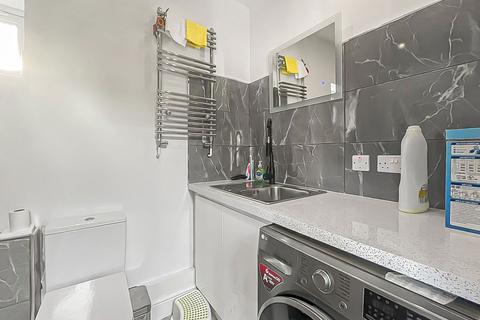 30 North Road, Gloucester, GL1 3JX