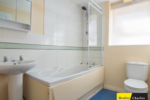 2 bedroom apartment for sale, Boundary Road, Birmingham B23