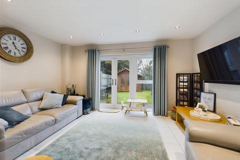 3 bedroom townhouse for sale, Open Plan Living at Orchard Mount, Monton