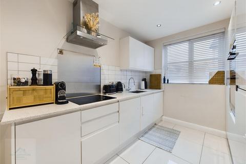 3 bedroom townhouse for sale, Open Plan Living at Orchard Mount, Monton