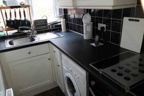 1 bedroom apartment to rent, Florence Road, Bournemouth