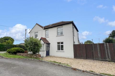 3 bedroom end of terrace house for sale, Woodcock Road, Warminster