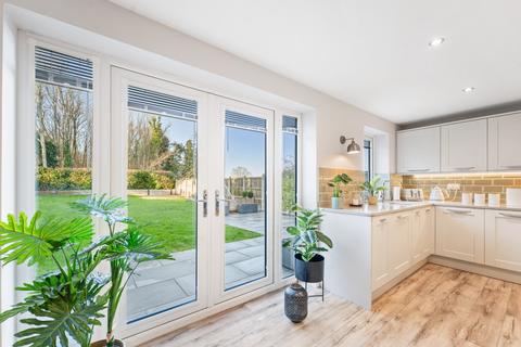 7 Lenacre Avenue, Whitfield, Dover, CT16 3HH