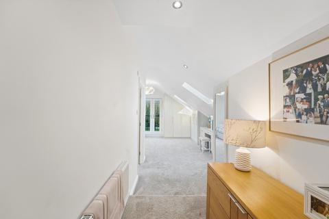 7 Lenacre Avenue, Whitfield, Dover, CT16 3HH