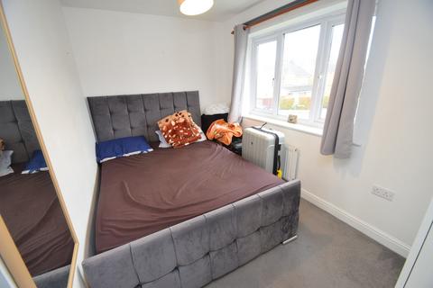6 Burghley Walk, Shipley, BD18 1QH