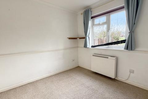 7 Weirside Court, Edington, Westbury, BA13 4PP