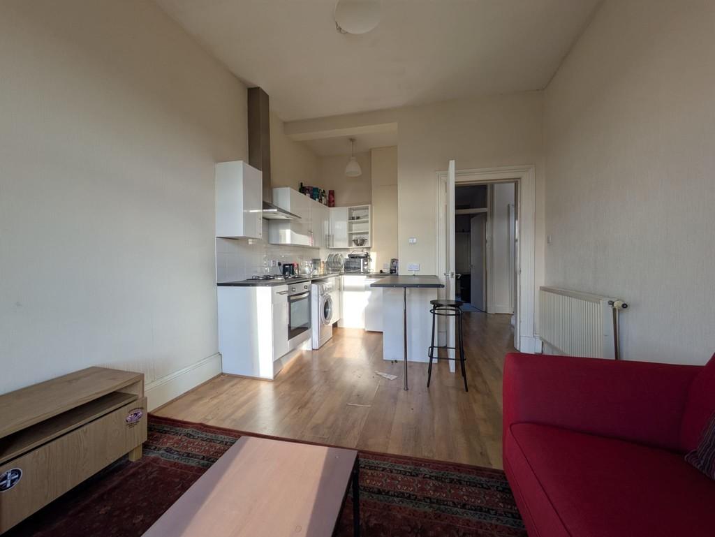 Lounge Kitchen