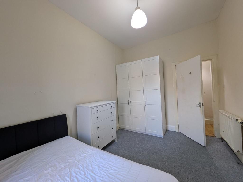Bedroom 1a