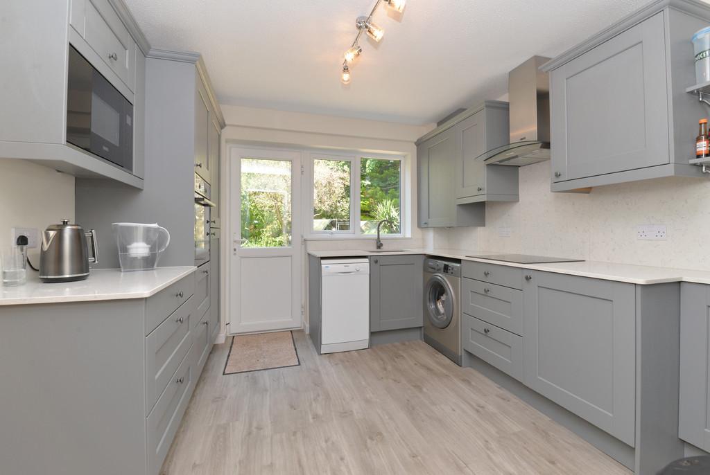 28 GC Kitchen 1