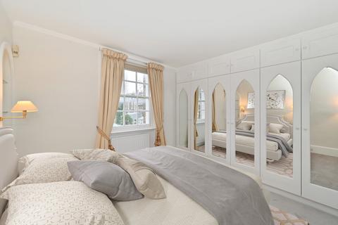 1 bedroom apartment for sale, Thurloe Place, South Kensington SW7