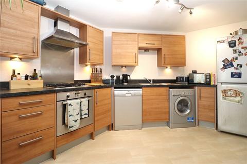 2 bedroom flat for sale, Jarman Court, Woking GU21