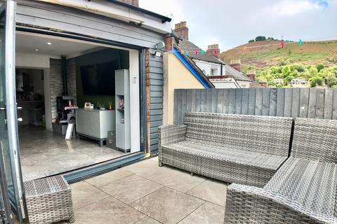 3 bedroom terraced house for sale, Herbert Street, Brithdir, NP24