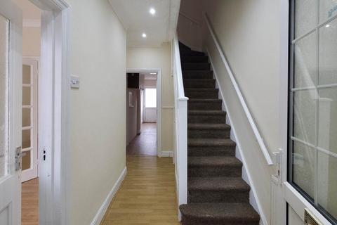 4 bedroom terraced house to rent, Kitchener Road, Forest Gate, E7 8JJ