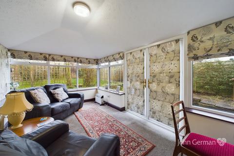 undefined, Knowles Hill, Rolleston-on-Dove