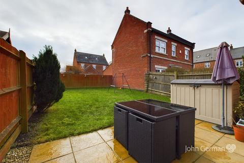 3 bedroom detached house for sale, Honeysuckle Avenue, Tutbury