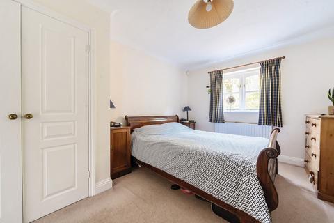 2 Cherrylands Close, Fernhurst, Haslemere, GU27 3PH