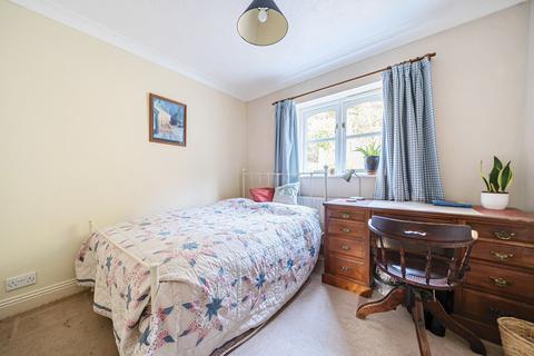 2 Cherrylands Close, Fernhurst, Haslemere, GU27 3PH