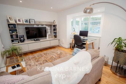 Pear Tree House Boars Tye Road, Silver End, Witham, CM8 3PN