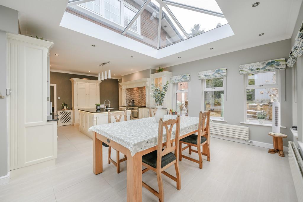 Kitchen 4