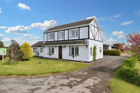 4 bedroom detached house for sale, Mill Way, Fulstow LN11 0XU