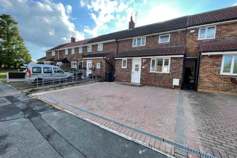 2 bedroom terraced house for sale, Grimston Road, Basildon, SS14