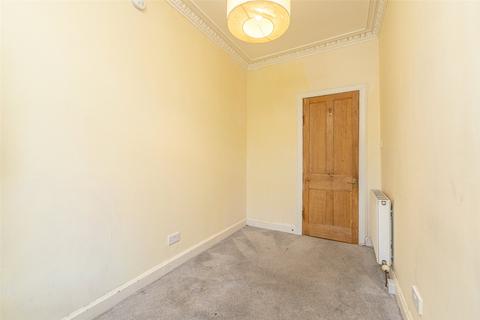 5 Elm Place, Edinburgh, EH6 8AL