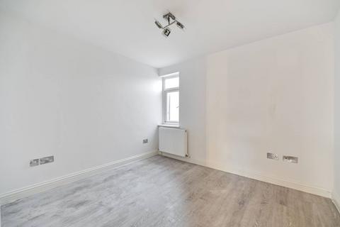 1 bedroom flat for sale, Waldegrave Road, Teddington, TW11