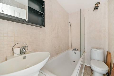 1 bedroom flat for sale, Waldegrave Road, Teddington, TW11