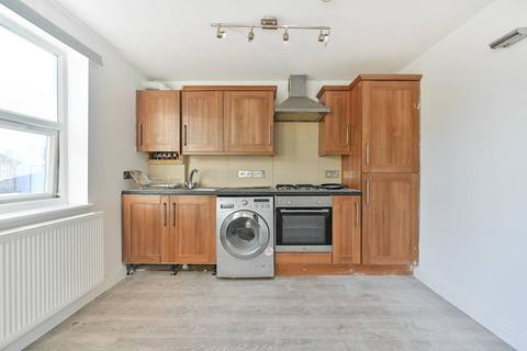 1 bedroom flat for sale, Waldegrave Road, Teddington, TW11