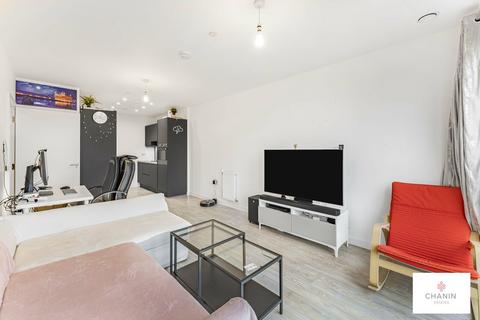 1 bedroom apartment for sale, Ironworks Way, London E13