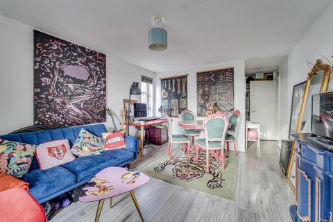 1 bedroom apartment for sale, Mount View Road, Stroud Green N4