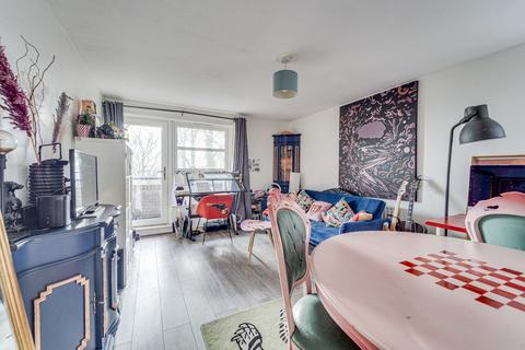 1 bedroom apartment for sale, Mount View Road, Stroud Green N4