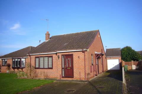 2 bedroom detached bungalow for sale, St. Davids View, Airmyn, DN14 8JJ