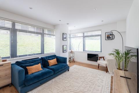 1 bedroom apartment for sale, Deepdene House, Deepdene Avenue, Dorking